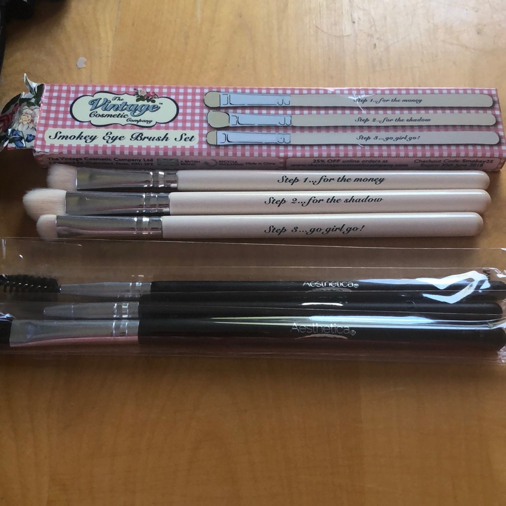 Makeup brushes and tools